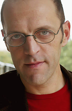 José Wallenstein as 