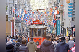 The Life-Sized City with Mikael Colville-Andersen: E3. Calgary