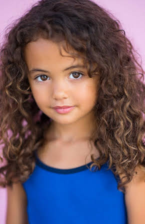 Apollonia Pratt as 