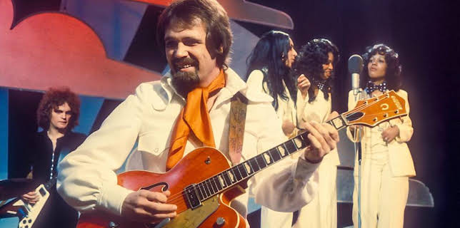 12:45 AM: Guitar Heroes at the BBC | BBC Four | 11/22 2025