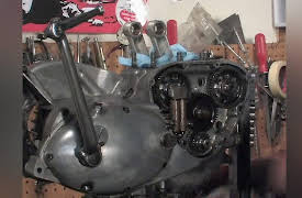 Triumph Motorcycle Repair Manuals Complete Videos: Triumph 650 Rebuild: Bottom End Teardown Transmission