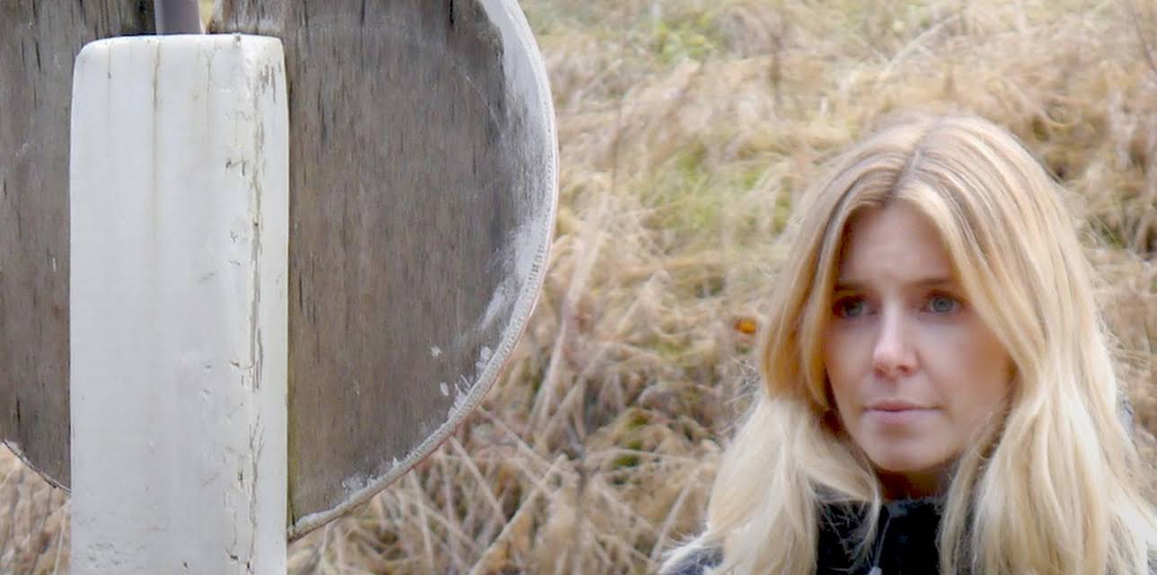 Stacey Dooley Investigates: Canada's Lost Girls (2017)