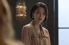 Queenmaker: Avsnitt 9