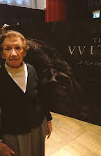 Bathsheba Garnett como 