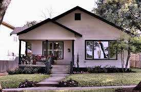 Flip or Flop Fort Worth, Season 1: Welcome to the Jungle