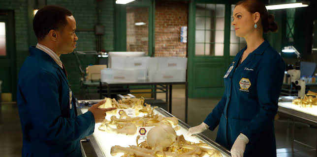 12:15: Bones (S9 E12) (S9) | Viasat Series | 3/17 2026