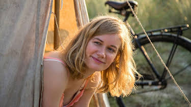 16:15: Seaside Hotel (S07/E03) | One | 4/12 2026