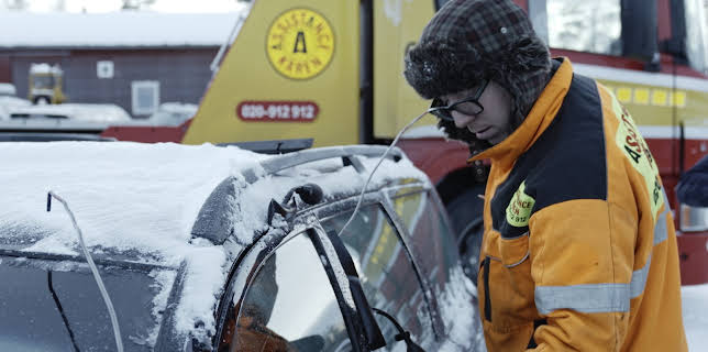 18:00: Frusna vägar (S11 E3) (S11) | TV3 | 11/17 2025