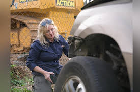 Secrets, Lies and Private Eyes: The Informant and the Train