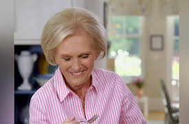 Mary Berry Everyday: Naughty But Nice