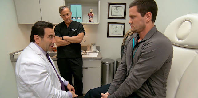 20:15: Verpfuscht - Ein Fall für die Beauty-Docs | Sixx | 12/12 2025