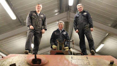 12:00 AM: Combat Dealers (S3) | Discovery Channel | 10/14 2026