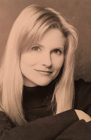 Suzanne Snyder as 