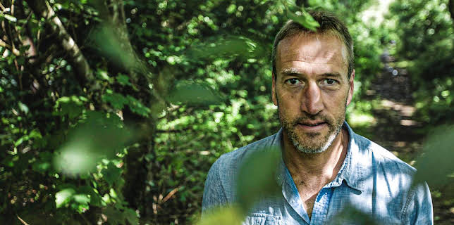 11:00 AM: Ben Fogle: New Lives in the Wild (S14 E2) (S14) | 5 Select | 12/11 2025