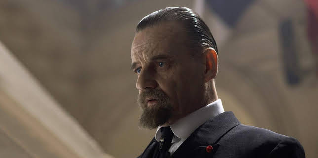 22:00: Paris Police 1900 (S01/E01) | One | 3/2 2026