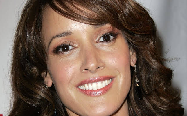 Jennifer Beals