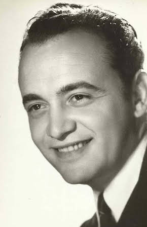 Raymond Pellegrin as 