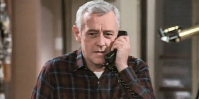 9:10 AM: Frasier | Channel 4 | 11/17 2025