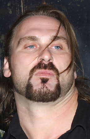 Andrew Bryniarski as 