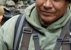 La fiebre del oro: aguas bravas: La ballena blanca de Dustin