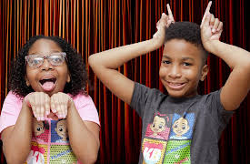 Kamdenboy & Kyraboo in Mystery Challenge X by pocket.watch: Bottle Flip Face-Off!