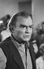 Don 'Red' Barry como Harris 
  
  
  (as Donald Barry)