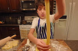 Molly of Denali: Awesome Info Kids, Season 1: Homemade Pasta