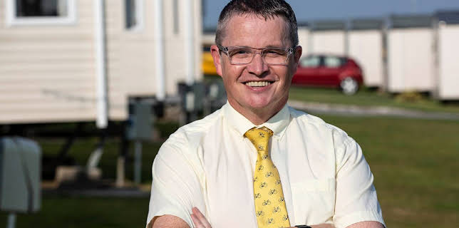 2:05 AM: Happy Campers: The Caravan Park (S2 E6) (S2) | 5 Select | 3/25 2026