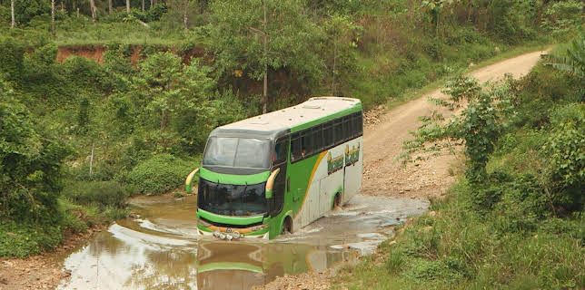 10:30: Höllenpfade – Straßen extrem | ZDFinfo | 11/19 2025