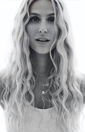 Alexandra Imgruth as Fashion Woman 2
