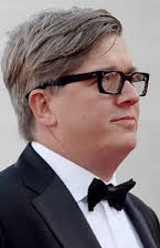Tomas Alfredson como Director
