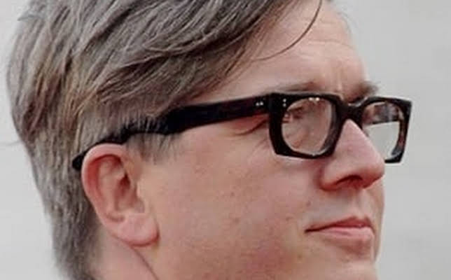 Tomas Alfredson