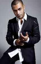 Gabriel Chavarria como 