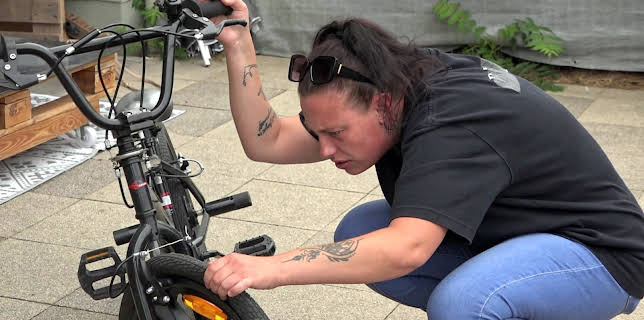 16:05: Hartz und herzlich - Tag für Tag Benz-Baracken | RTL 2 | 3/18 2026