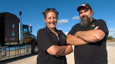 2:00 AM: Outback Truckers (S3 E9) (S3) | Paramount | 4/8 2026