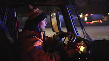 12:55: Frusna vägar (S17 E8) (S17) | TV3 | 3/29 2026