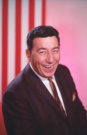 Louis Prima as 