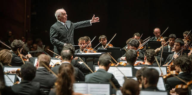 01:25: Das West-Eastern Divan Orchestra spielt De Falla und Ravel | Arte | 2/23 2026