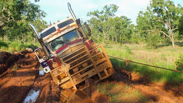 2:00 AM: Outback Truckers (S4 E4) (S4) | Paramount | 8/29 2026