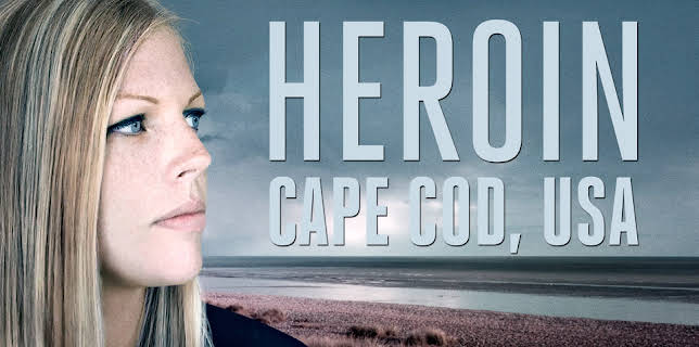 Heroin: Cape Cod, USA (2015)