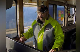 Giant Lobster Hunters: Episode 4