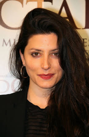 Bárbara Lennie as 