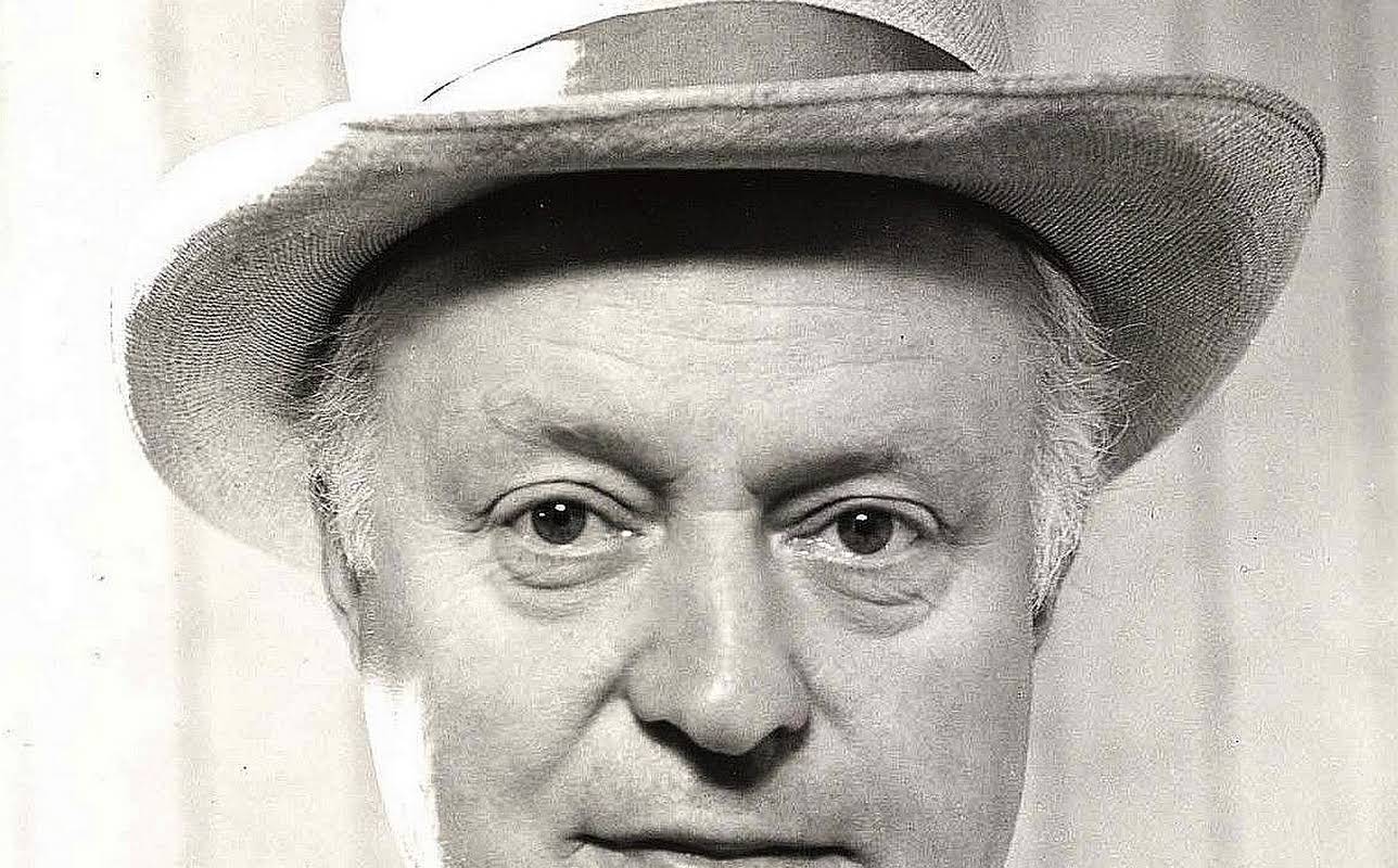 Larry Gates