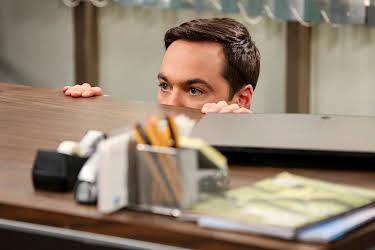 19:30: Big Bang Theory, The (S12 E23) (S12) | Kanal 9 | 10/3 2025
