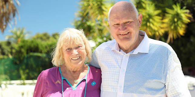 5:00 PM: Sun, Sea and Selling Houses | Channel 4 | 8/15 2025