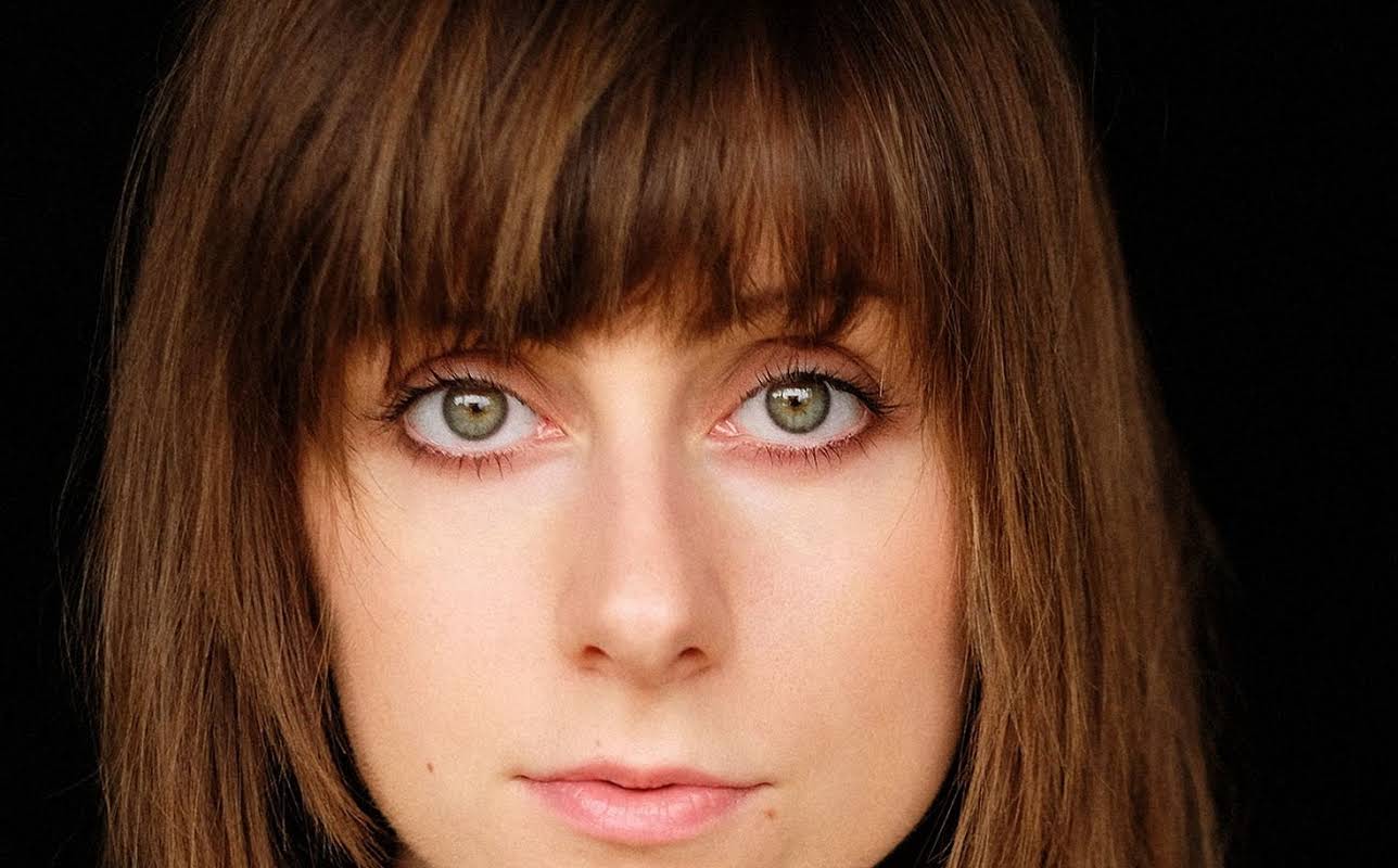 Allisyn Ashley Arm