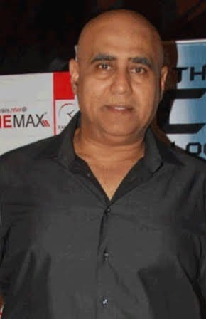 Puneet Issar as 