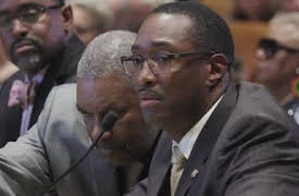 Den fjärde rättegången: Kapitel 8: Värsta tänkbara scenario