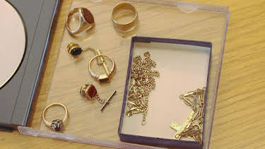 7:00 PM: Cash in the Attic (S2 E3) (S2) | Channel 5 | 4/1 2026