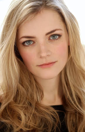 Lexi Lapp as Candice